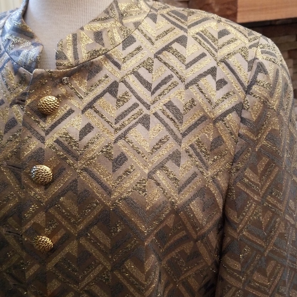 Jacket - Picture 3 of 4